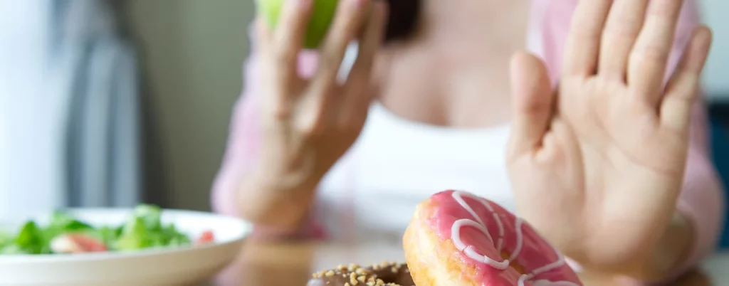 Tips for breaking sugar addiction by Global Obesity and Wellness Care in Chesterfield, MO, promoting a low-sugar lifestyle.