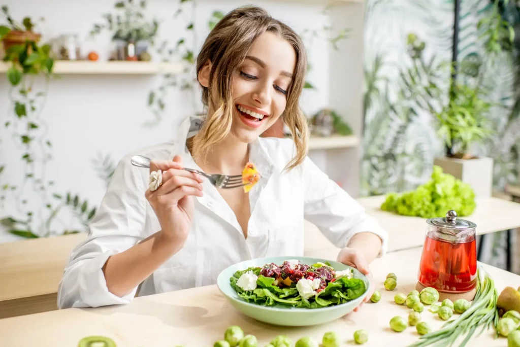 mindful eating tips by Global Obesity and Wellness Care in Chesterfield, MO, emphasizing enjoying food and losing weight without diets.
